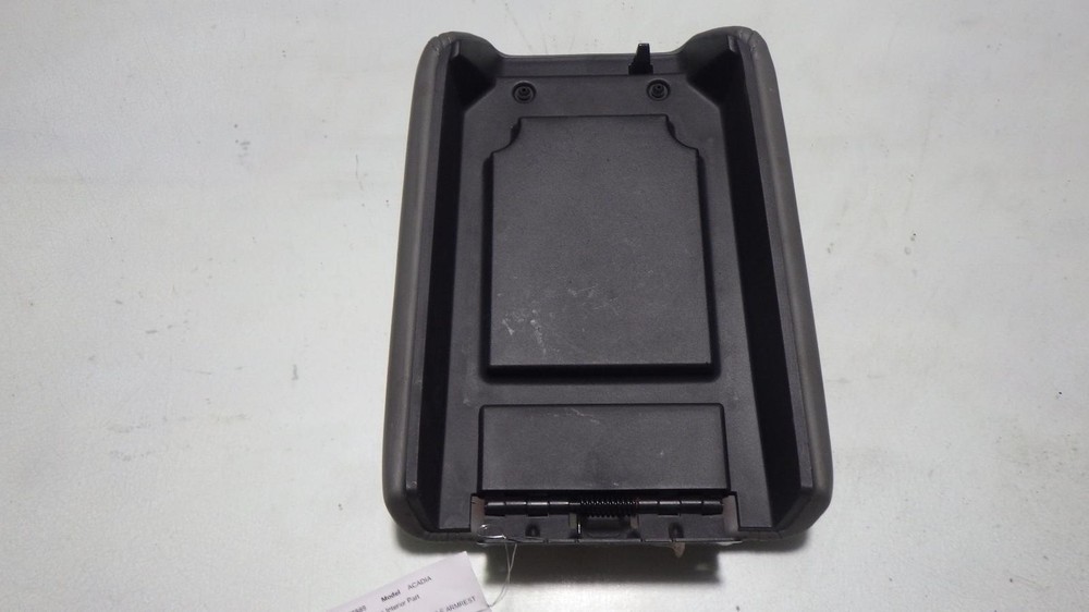 13 GMC ACADIA CENTER CONSOLE ARMREST LID