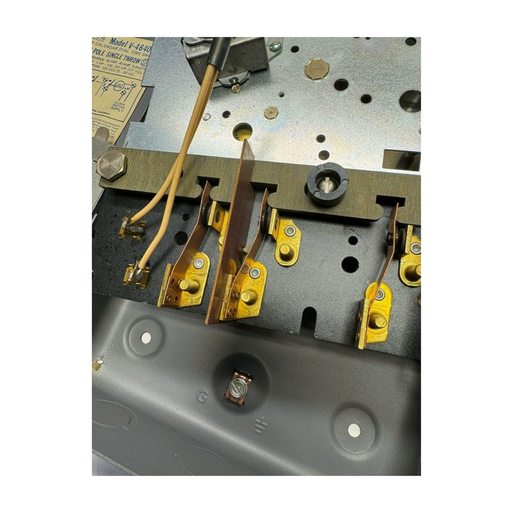 Intermatic V-46401 Four Pole Single Throw 7 Day Calendar Dial Time Switch, 120V