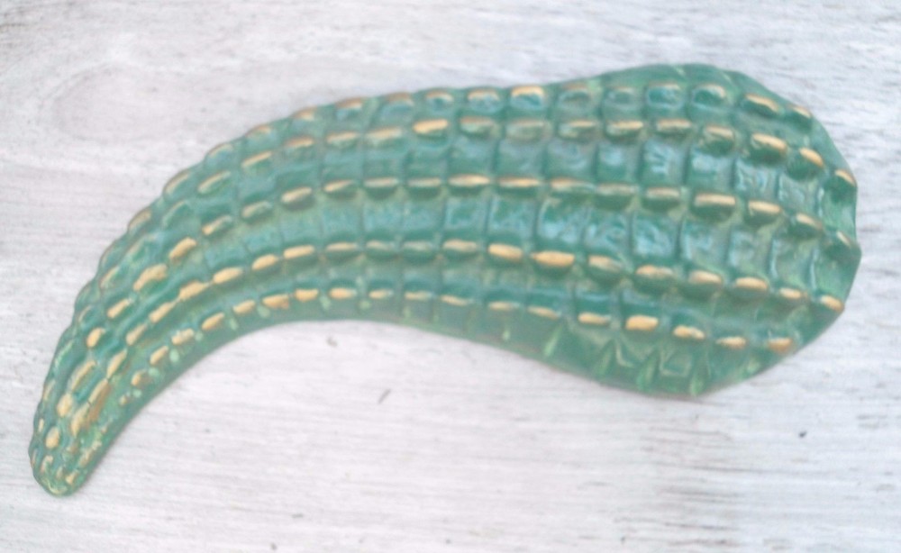 34" alligator gator mold concrete plaster gator .080 abs plastic mould