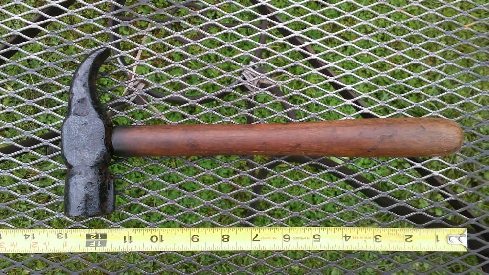 Antique Blacksmithing Hammer 1 lb 10 oz