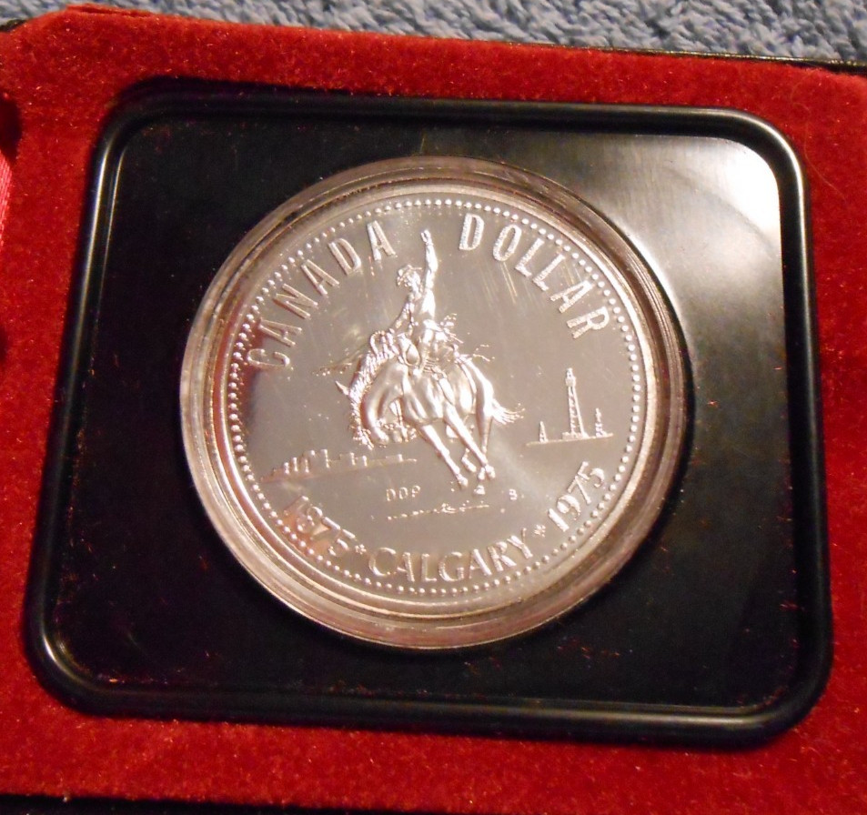 1975 Royal Canadian Mint         CALGARY 100th      Commemorative Silver Dollar