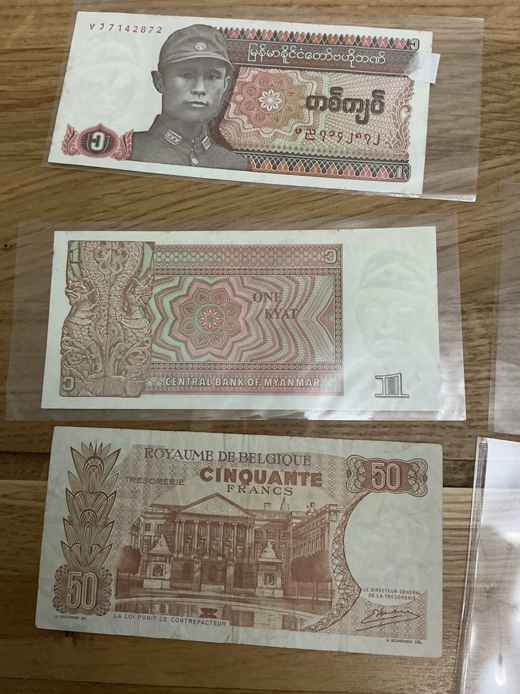 8 Assorted Banknotes Of The World