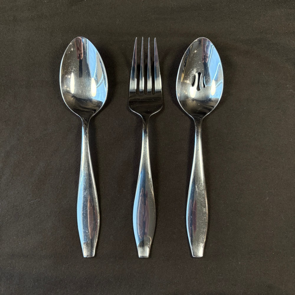 Comet by Oneida 3 piece hostess set, Stainless Steel