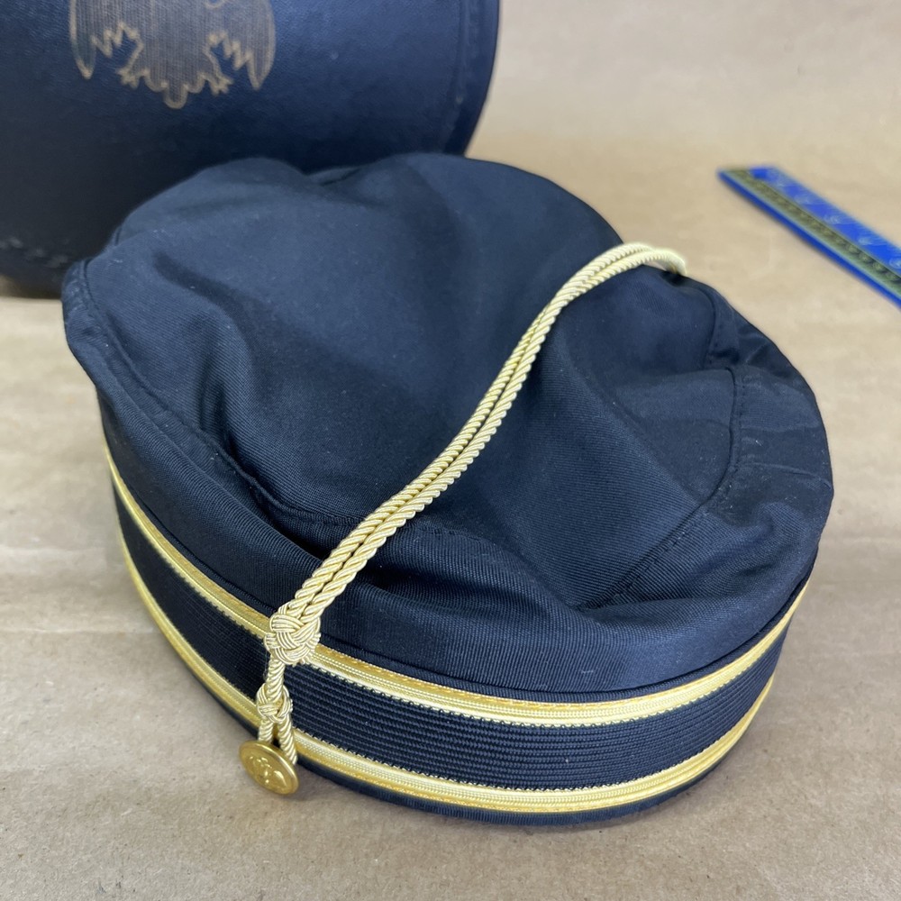 Vtg Masonic 32nd Degree Scottish Rite Mason Cap Hat Double Eagle & Carrying Case