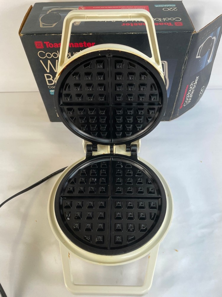 Toastmaster Model 220 Cool-Touch Waffle Baker