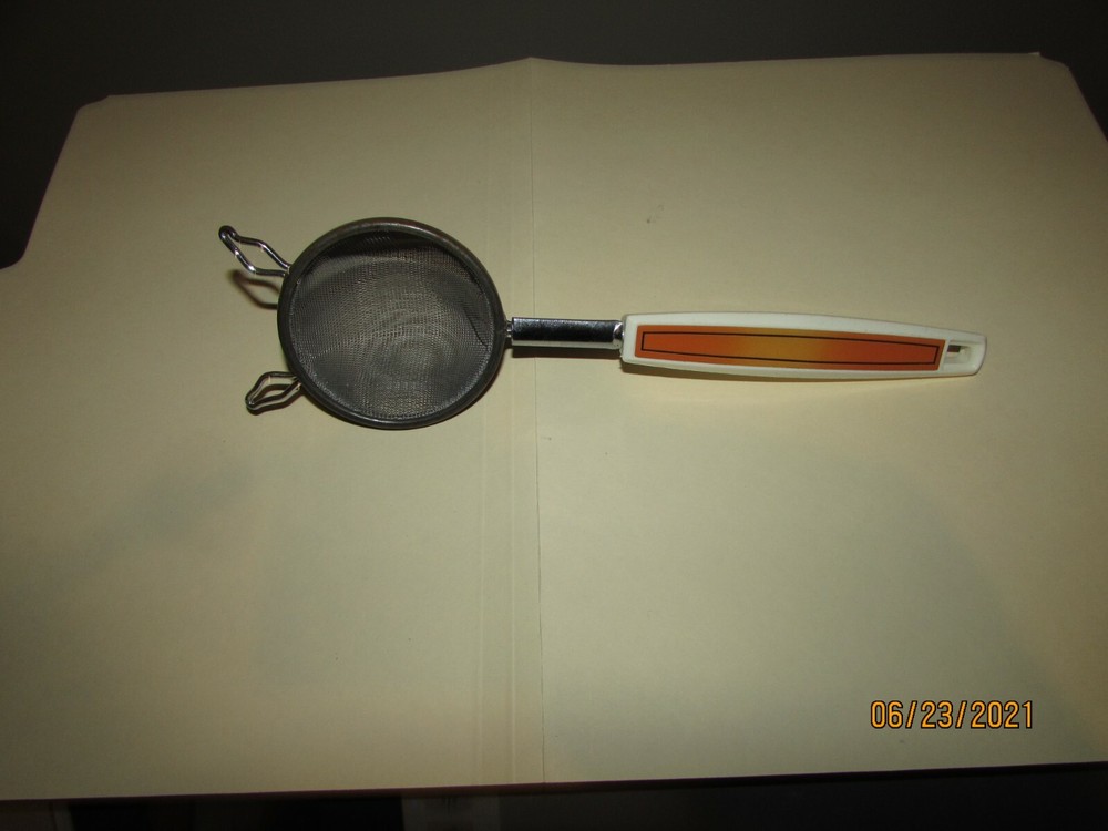 mcm kitchen sifter sieve plastic handle 10" x 2-3/4"