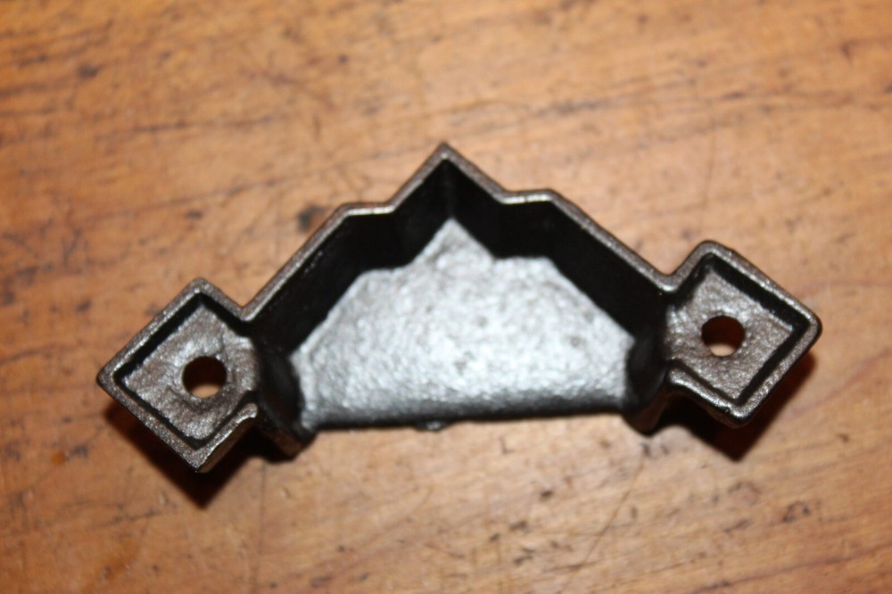 Antique Victorian Cast Iron Detailed Bin Apothecary Cupboard Drawer Pull L-84