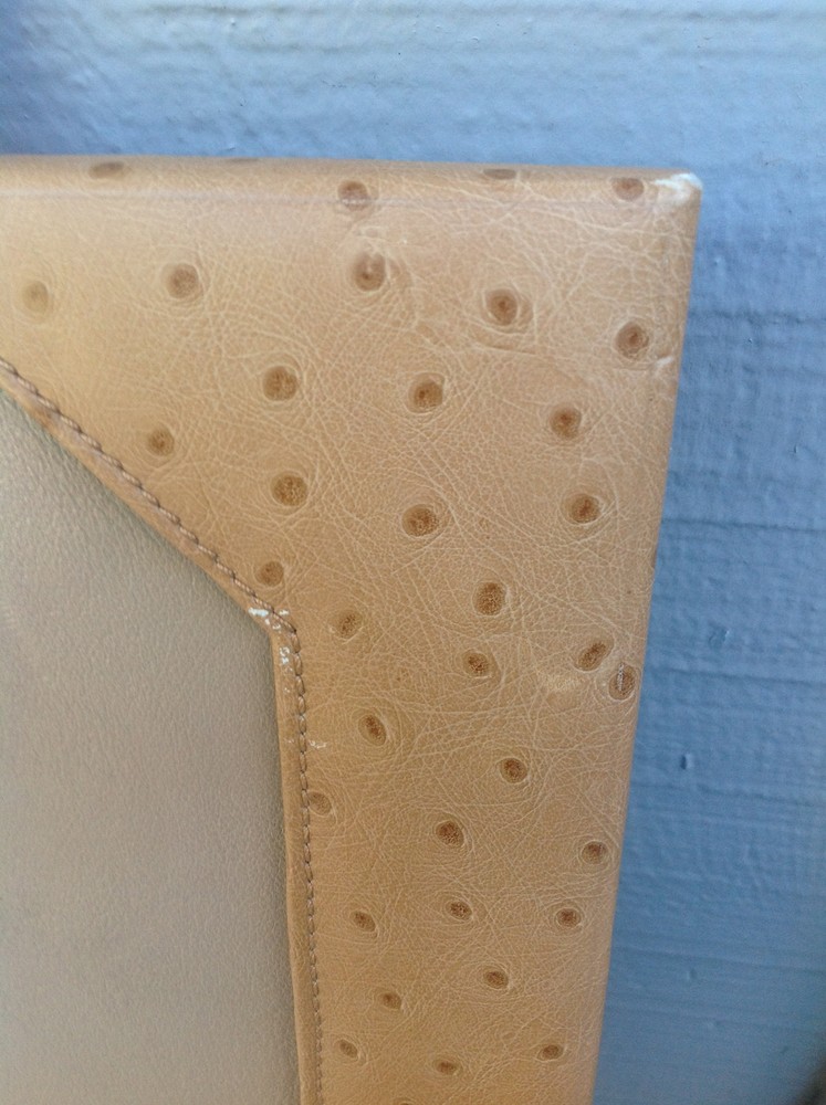 OSTRICH DESK PAD