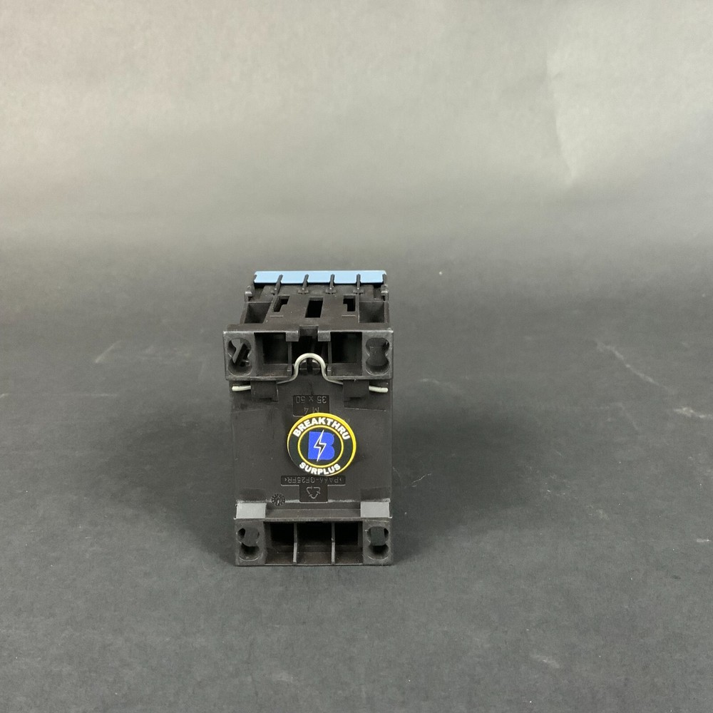 SIEMENS 3RT2517 2BB40 CONTACTOR ($30 OBO)