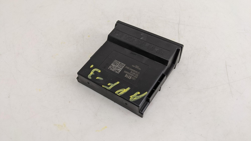 Headlight Control Module 2020 Cadillac CT5 13539316 2021