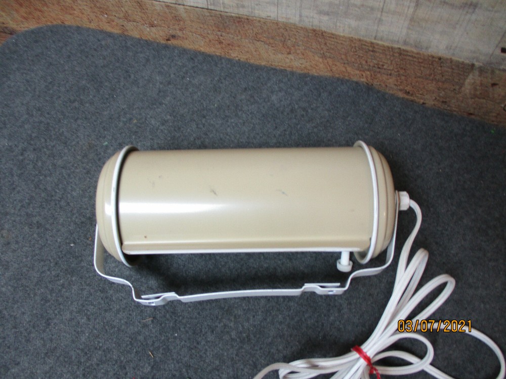 Vintage Metal Reading Lamp with Mounting Bracket