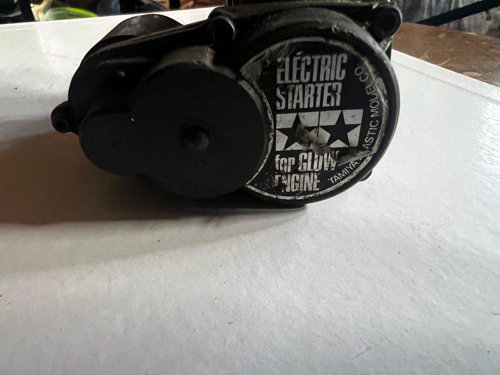 vintage nitro tamiya engine with electric start