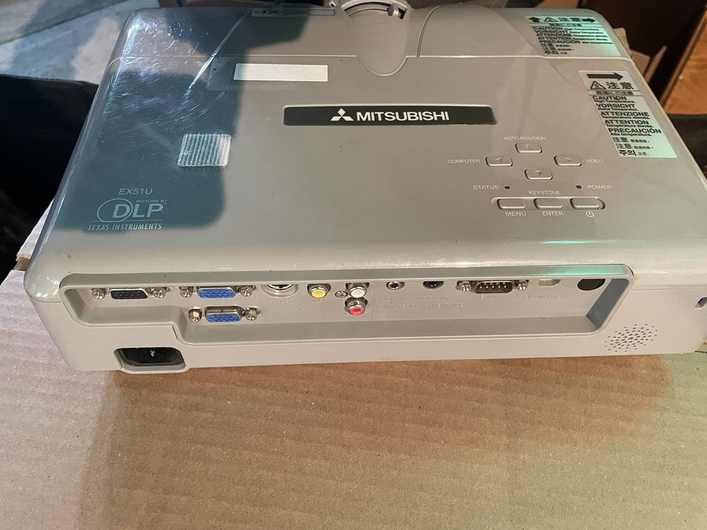 Home Theater Projector Mitsubishi EX51U Projector