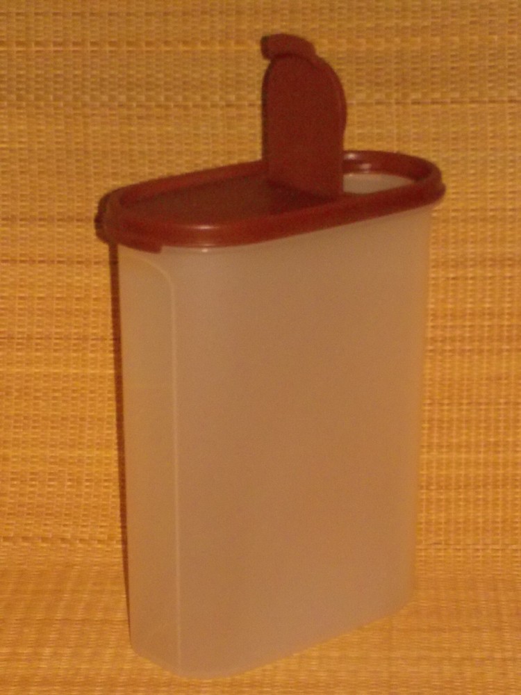 9¾ Cup Tupperware 1614 Oval Modular Mates #4 Container, Brown lid, complete
