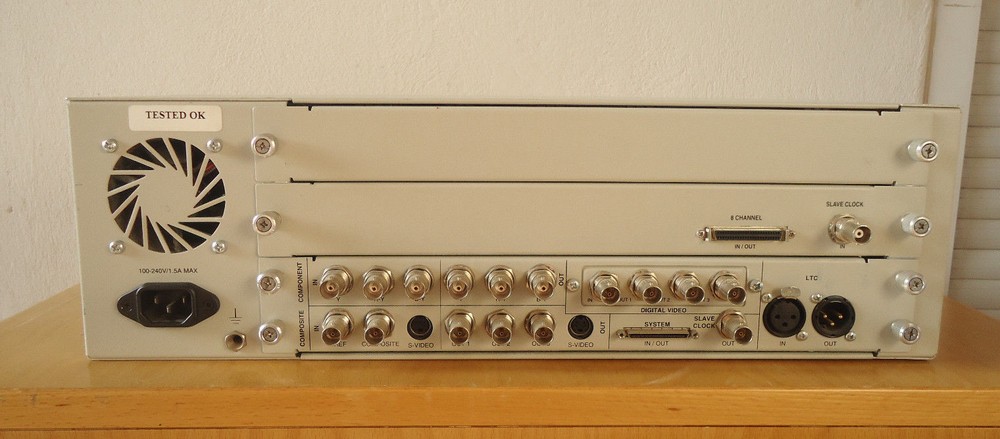 AVID 0020-00365-01 AV Breakout Audio/Video Sync Box