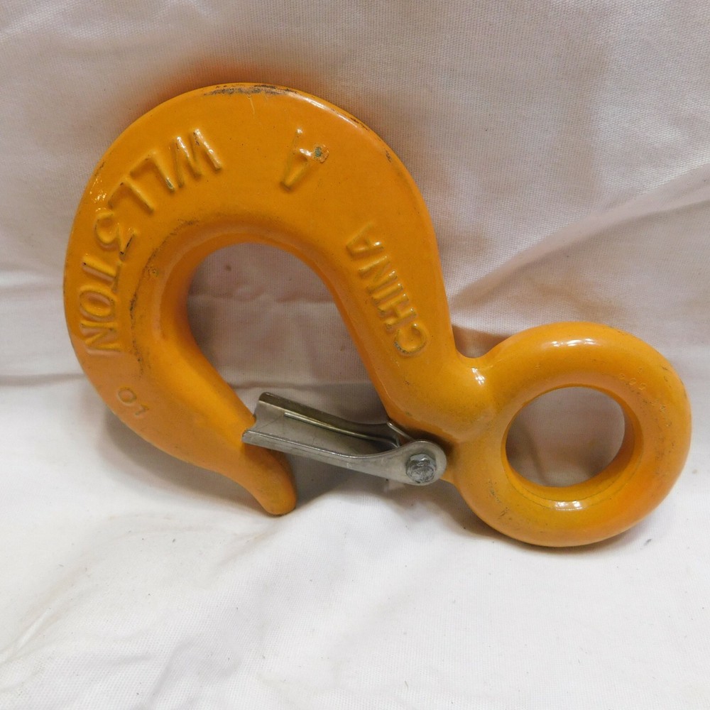 3 Ton Eye Hook with Safety Latch