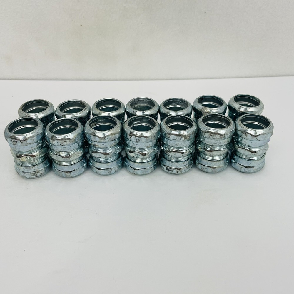 (14) Thomas & Betts Q1 3/4” Straight Conduit Compression Coupler Connector Union