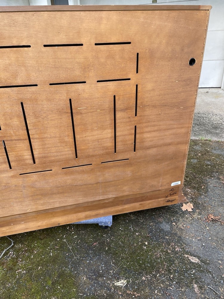 Armoire Romweber Jim Peed