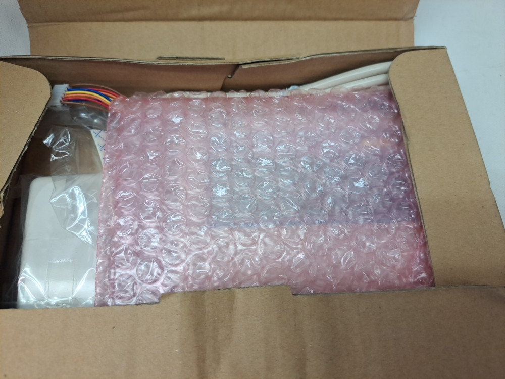 DAIKIN BRC944B2 wired remote controller kit NEW, open box
