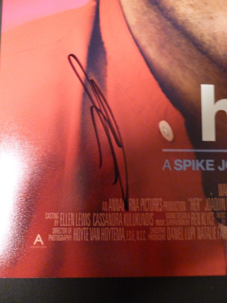 JOAQUIN PHOENIX Authentic Hand-Signed "HER" 11x17 photo (EXACT PROOF)