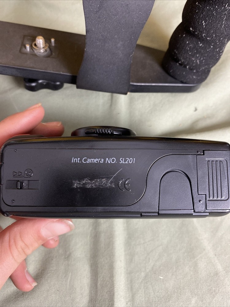 SeaLife Camera Kit With Camera, Enclosure, Flash And Case WORKS!!