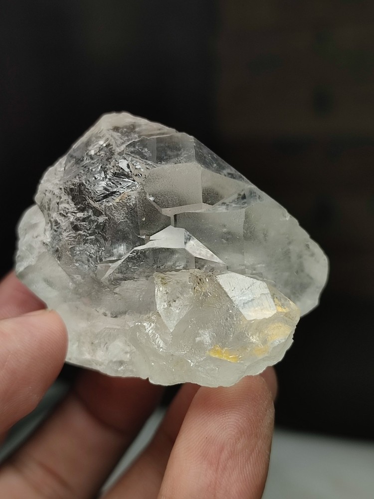 Gwindle Like Quartz Crystal With Good Luster &Nice Growth-Pak