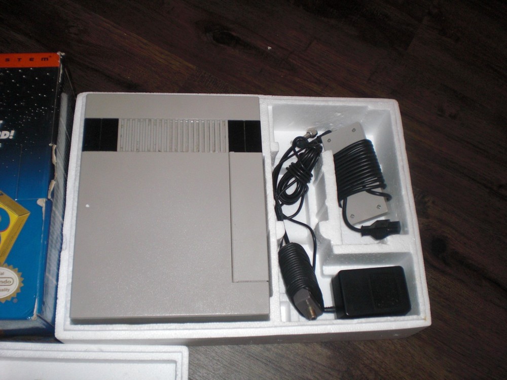 NES Nintendo Entertainment System Console Challenge Set CIB Box System w Foam