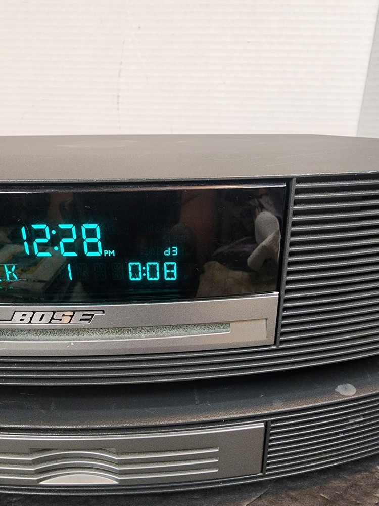 Bose Wave Music System w Multi CD Changer w/4 Disc Tested Working + Extra Remote