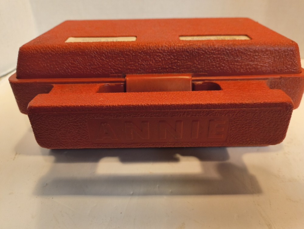 Vintage Vacuum Analyzer Model A-14 "Annie"