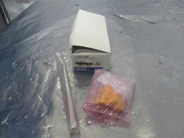 Omron F39-CN6 Controller Sensor Connector, 452681