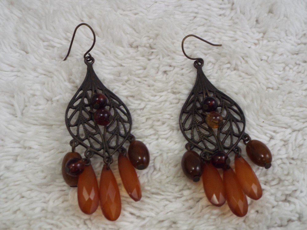 Bronzetone Brown Bead Pierced Earrings (D19)