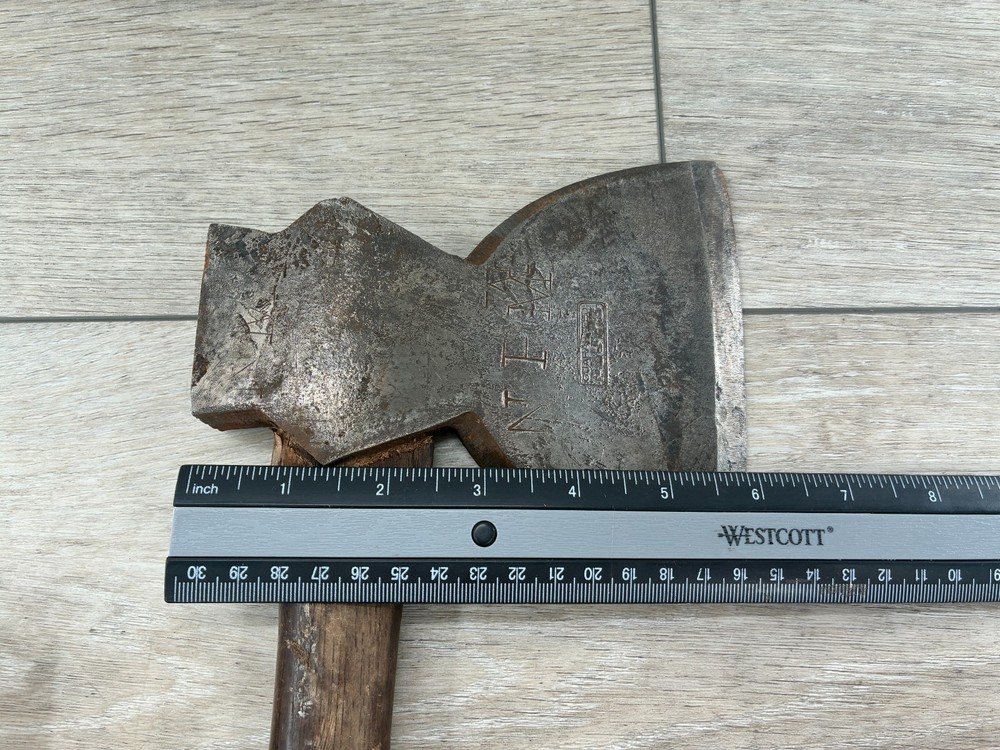 Vintage Guaranteed Plumb Broadhead Single Beveled Edge Hewing Axe Hatchet Tool