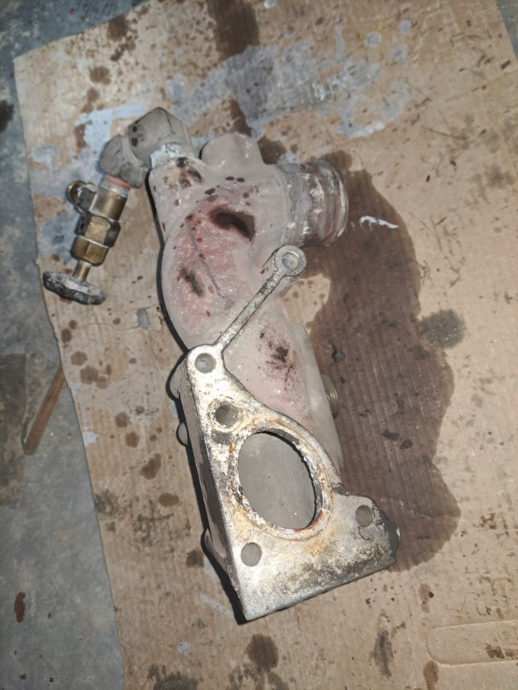 Cummins ISX Water Filter Base Used 3681446