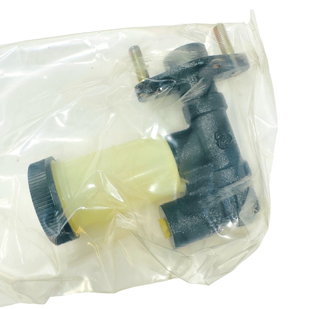 Sanyco FA54-41-400A Clutch Master Cylinder FA5441400A