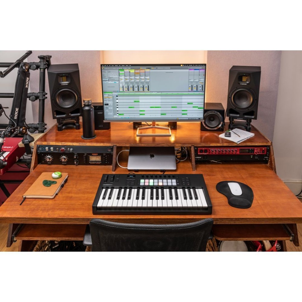 Novation Launchkey 37 MK4 37 Key USB MIDI Compact DAW Keyboard Controller