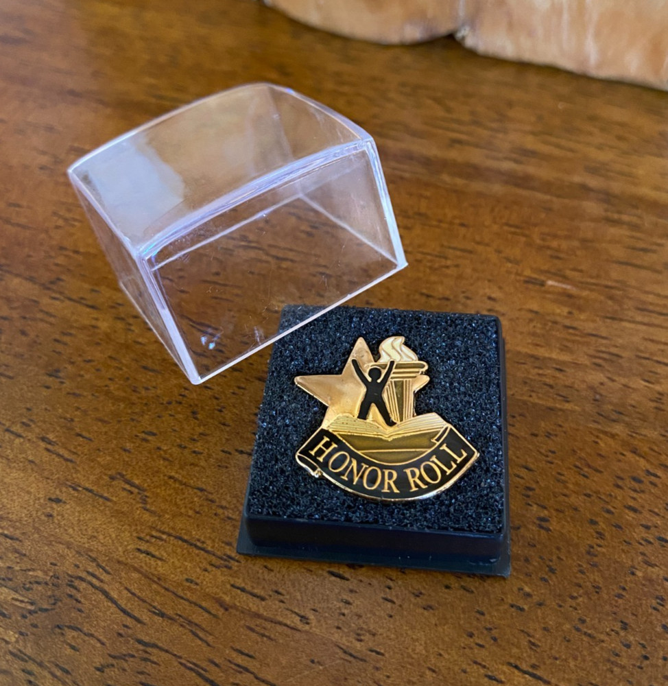 HONOR ROLL Pin Gold Tone Black Enamel Academic Award New In Presentation Box