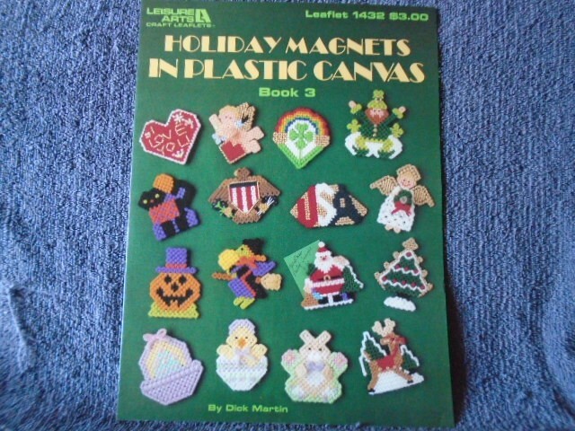 HOLIDAY MAGNETS BOOK 3 CHRISTMAS EASTER PLASTIC CANVAS PATTERN LEAFLET