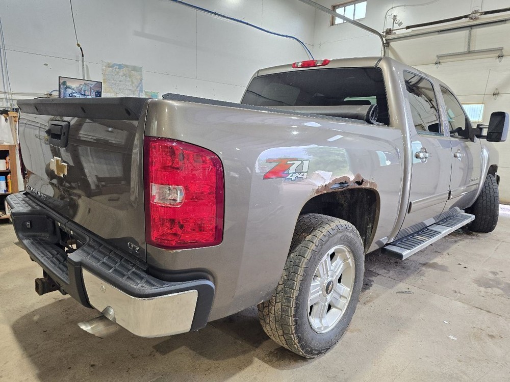 SILVRDO15 2012 Dash Bezel 635304