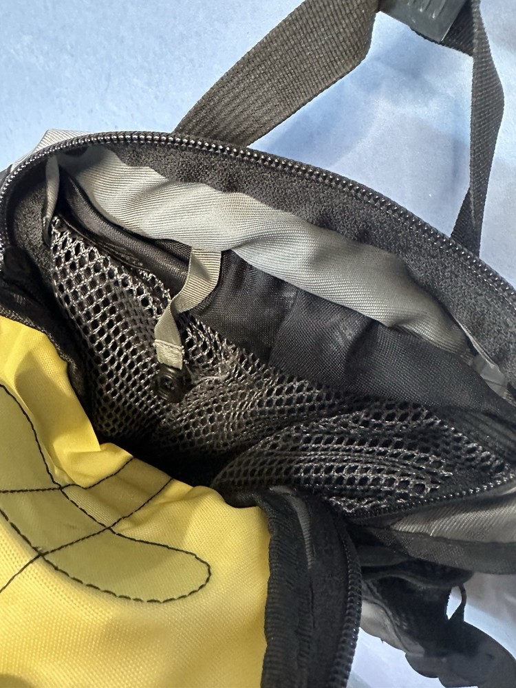 CamelBak Flashflo Hiking Camping Backpacking Hydration Hydro Backpack Yellow BLK