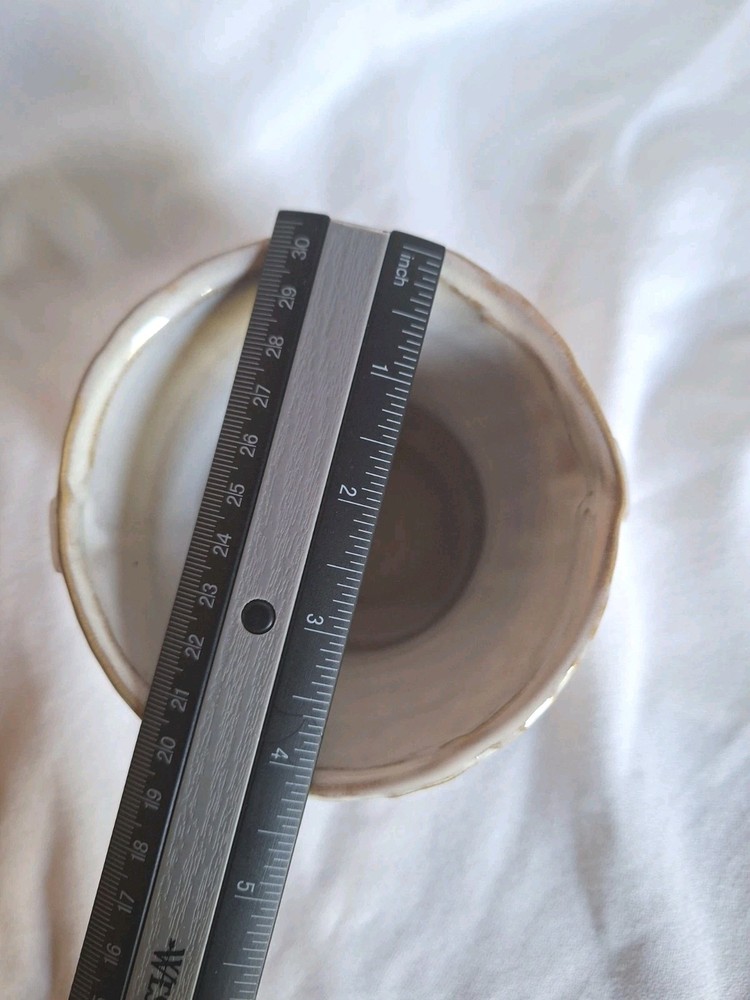 Unbranded White Ceramic Vase Glossy Glaze