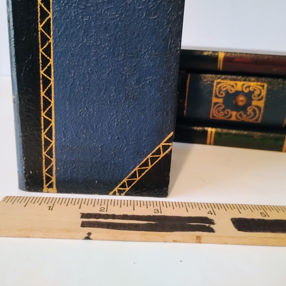 Faux Book Stack Hidden Storage Boxes–Vintage Style Decorative Secret Compartment
