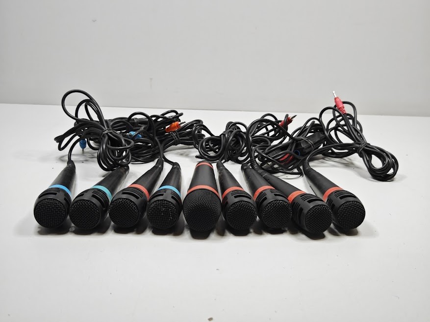 Lot of 9 Wired Microphones - Untested