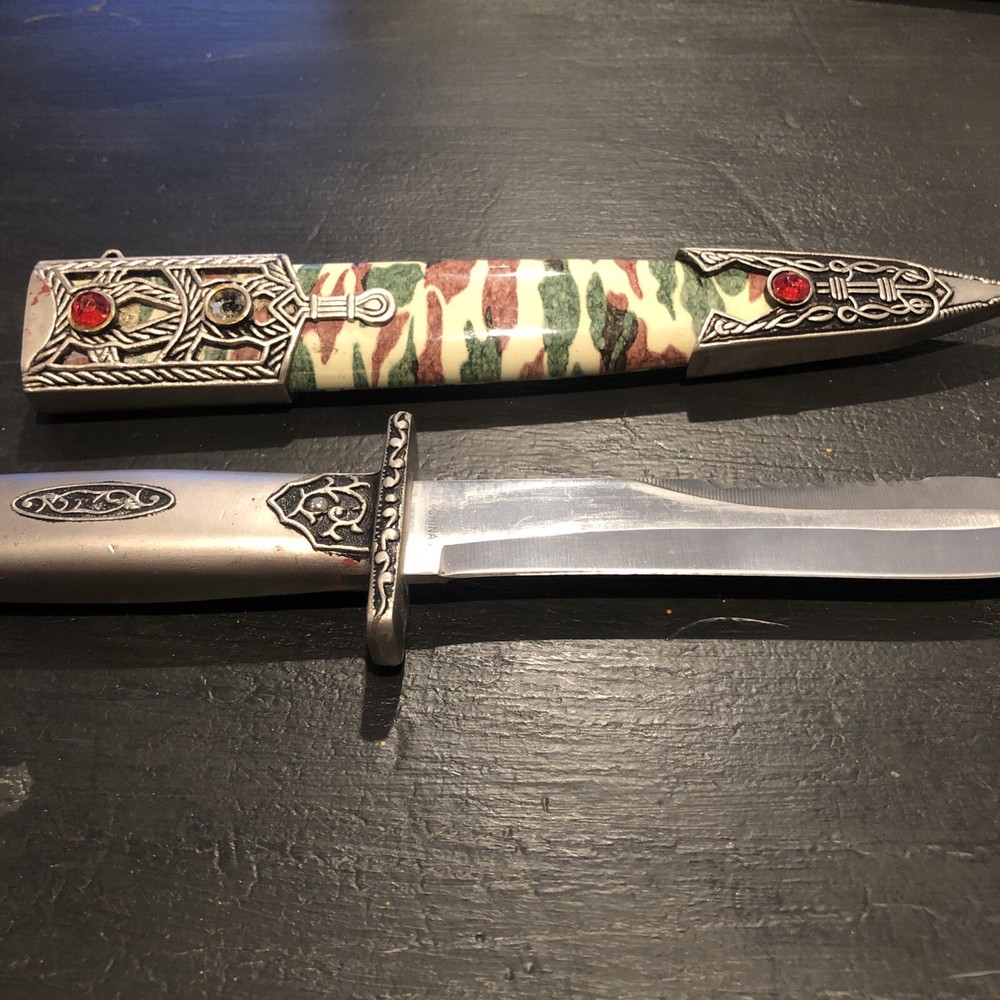 Tibet Dagger