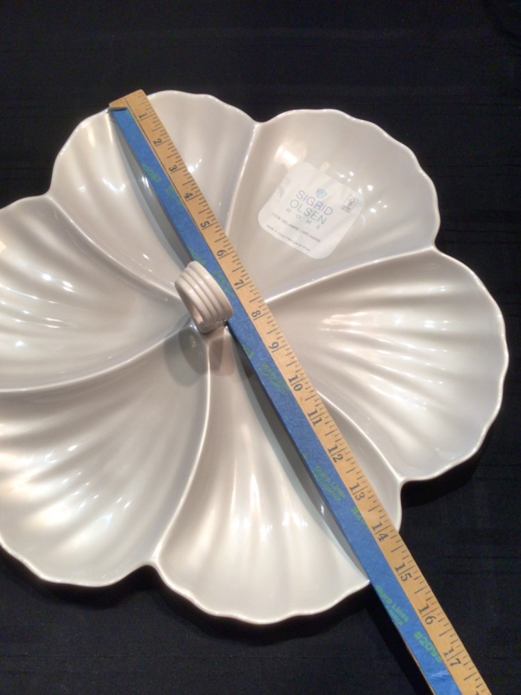 SIGRID OLSEN Melamine 15” Round platter pearlized shell petal NEW