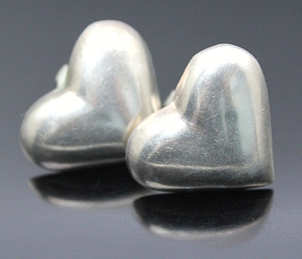 VINTAGE HOLLOW HEART STERLING SILVER  POST EARRINGS MEXICO