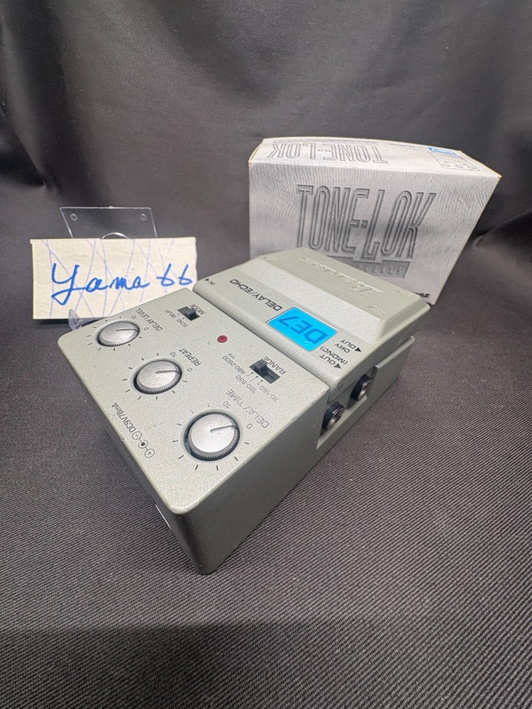 Ibanez DE7 Delay and Echo Guitar Effect Pedal with box
