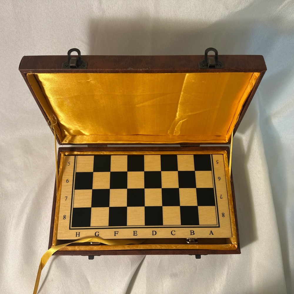Chinese Craft Chess set With Case.