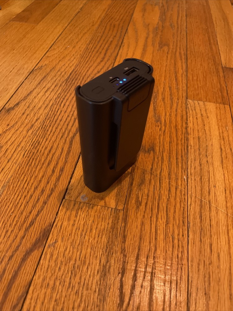 🔥 HTC Vive Pro Wireless Adapter Battery with Clip (blue leds)