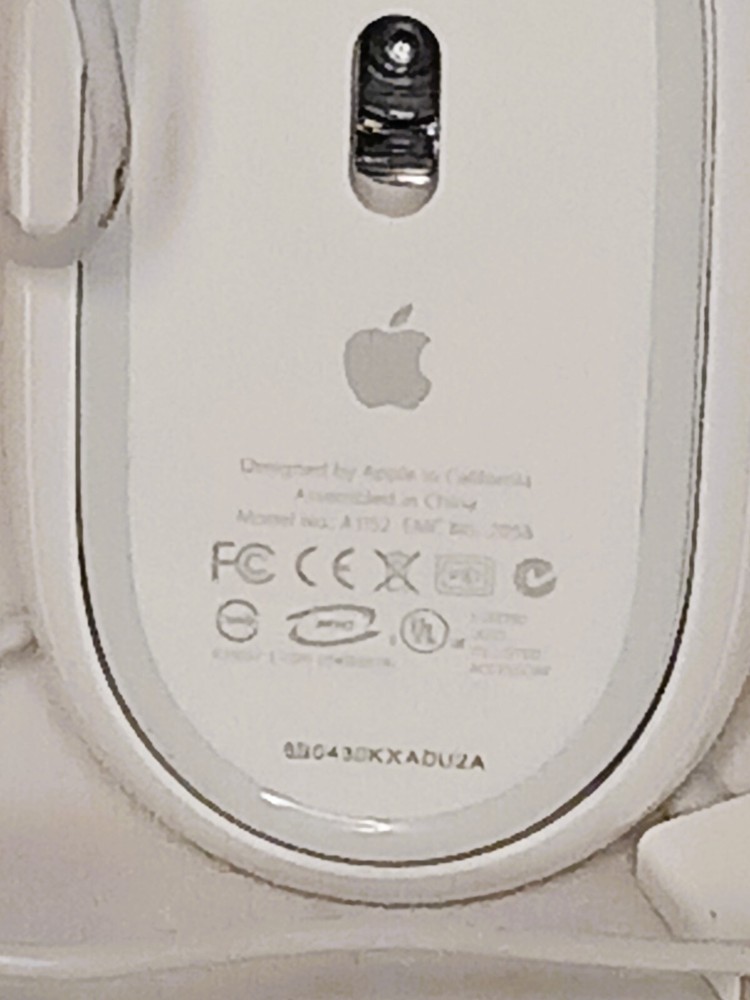 Apple White Mighty USB Wired Optical Mouse A1152