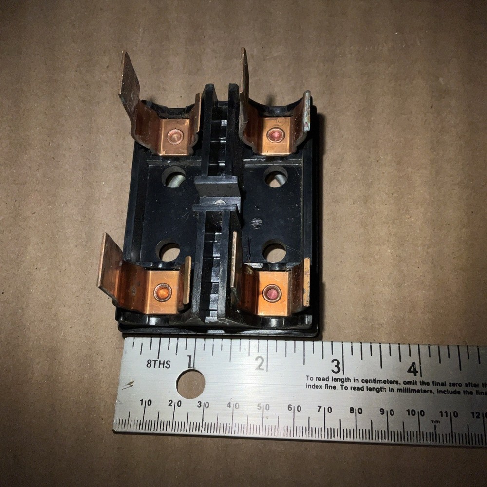 General Fuse Panel Pull Out 60 Amp 240 V